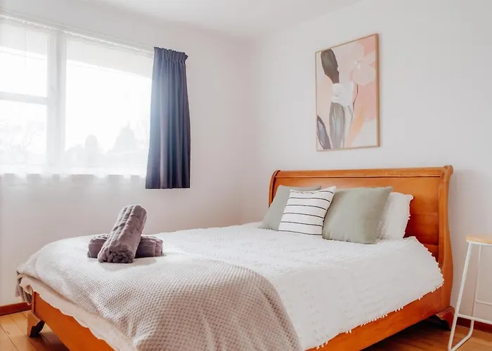 3 Bedroom House Fully Fenced & Secure * Rotorua